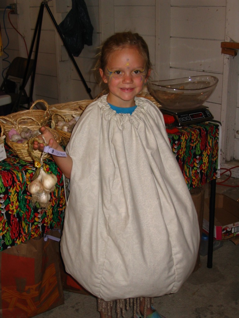 Sweet Willa at the 2008 Garlic Festival